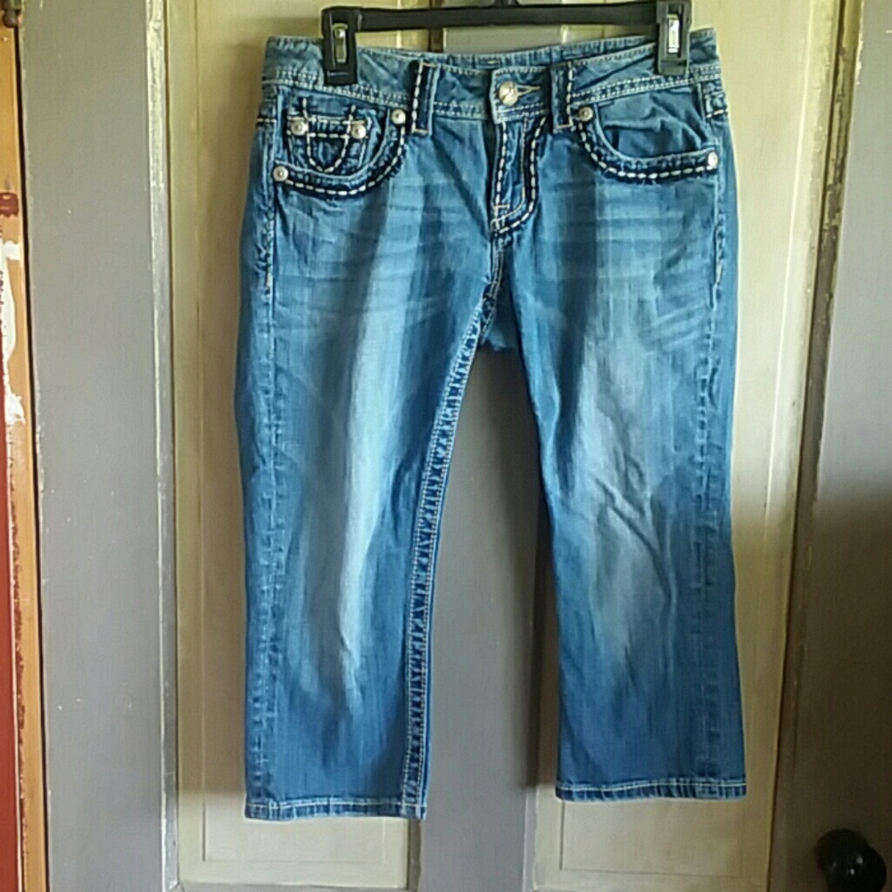Miss Me Denim Sunny Capris
